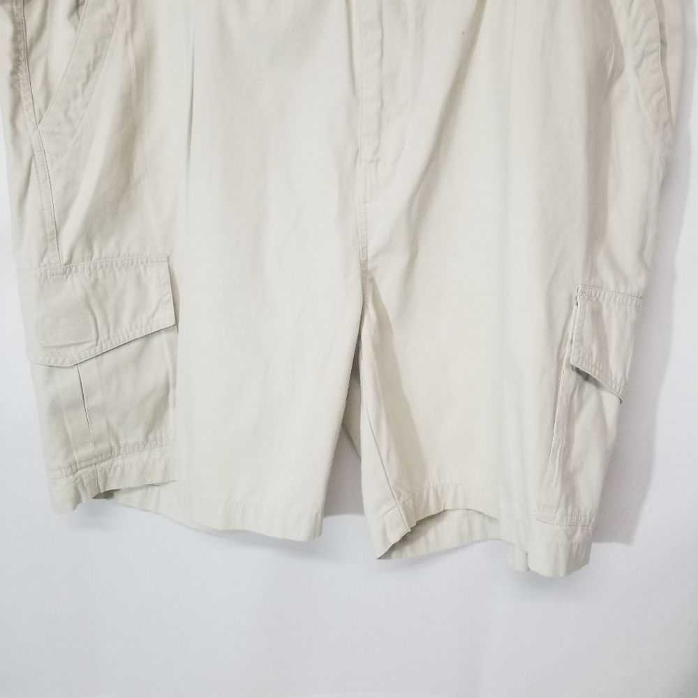 Mens cargo shorts XXL Kirkland